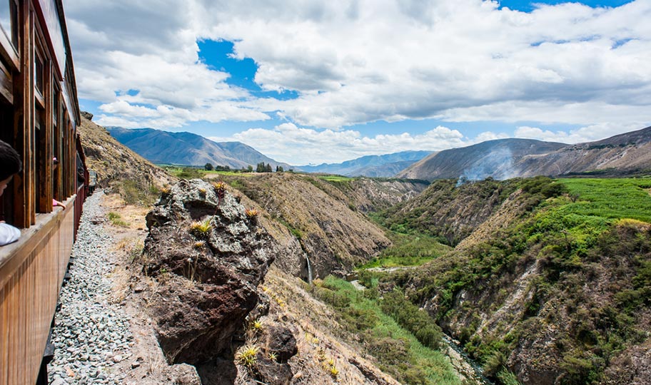 Bahnreisen Ecuador günstig buchen